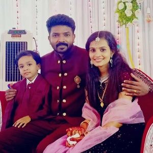 Meet your Posher, Jinshijithin